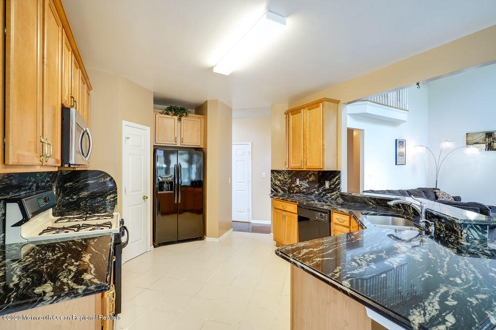 2 Normandy Drive Jackson, NJ 08527 - Photo 16 of 56 020_dsc07424