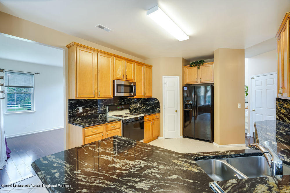 2 Normandy Drive Jackson, NJ 08527 - Photo 19 of 56 023_dsc07444