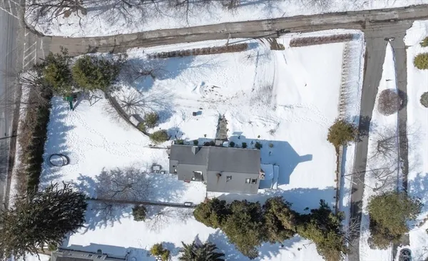 $1,800,000 | 1 Squirrel Hill Lane, Hingham, MA 02043