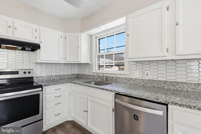 $389,900 | 5529 Bounds Street, Fredericksburg, VA 22407