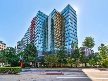 $399,900 | 800 Elgin Road, Unit 1220, Evanston, IL 60201