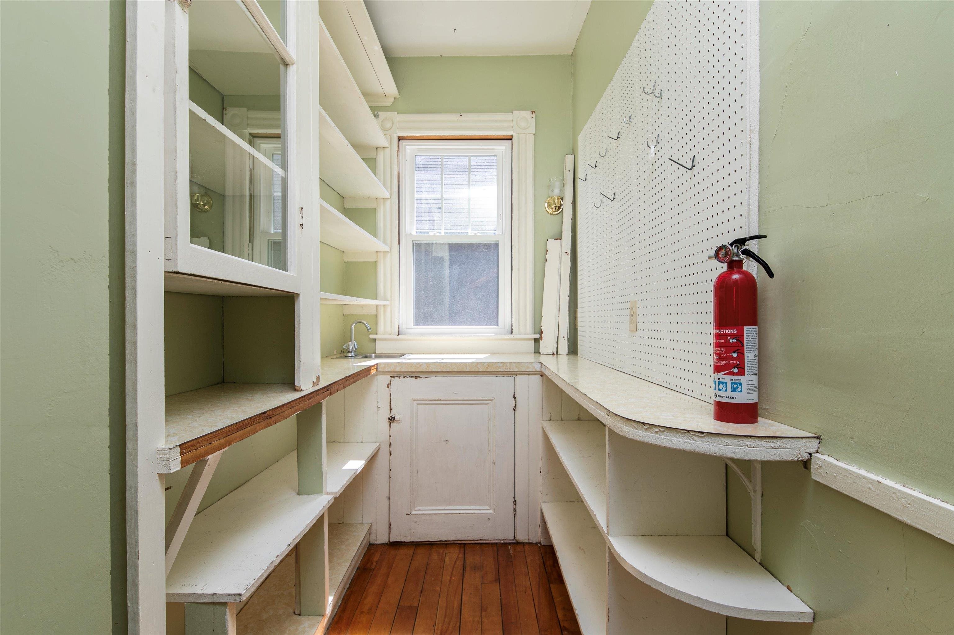 26 South Street Rockingham, VT 05101 - Photo 5 of 40