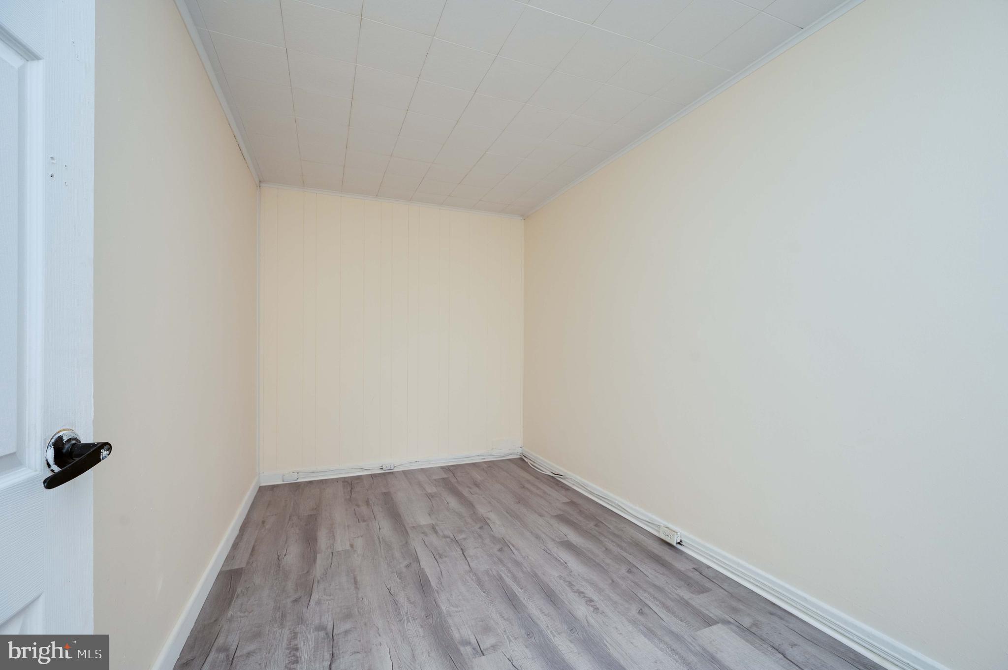 725 Madison Avenue Reading, PA 19601 - Photo 29 of 47 a view of a small space with wooden floor and a window