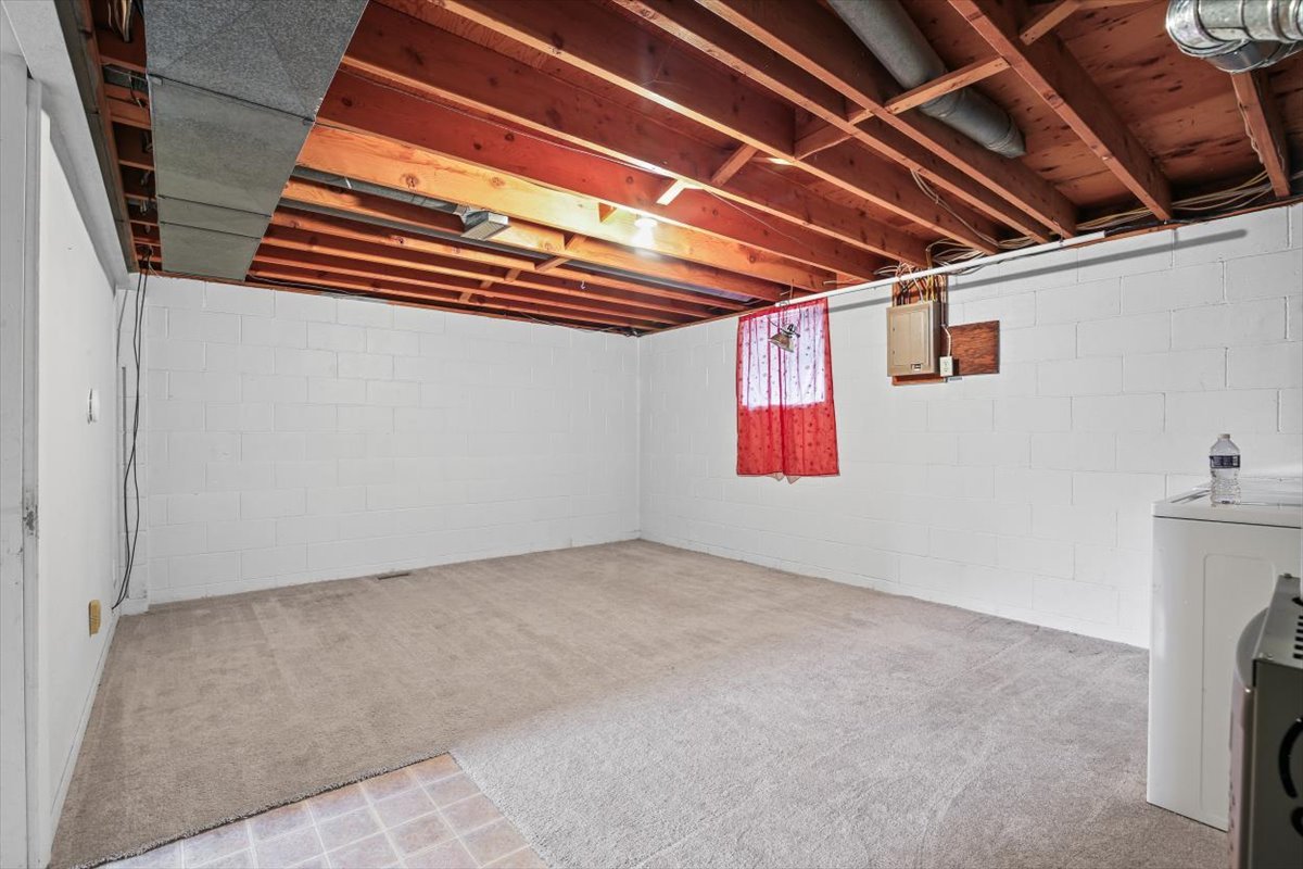 1513 Gates Drive Rantoul, IL 61866 - Photo 24 of 37 a view of small space