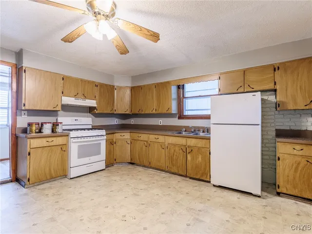 $139,900 | 308 Howk Street, Watertown, NY 13601