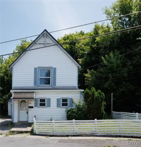 $139,900 | 308 Howk Street, Watertown, NY 13601