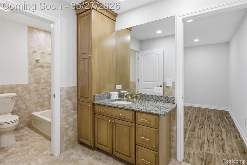 46500 Ryan Road Utica, MI 48317 - Photo 25 of 35