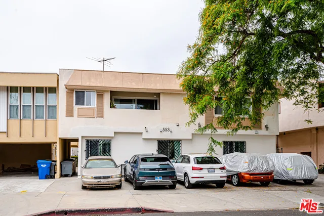$2,495,000 | 553 North Flores Street, West Hollywood, CA 90048