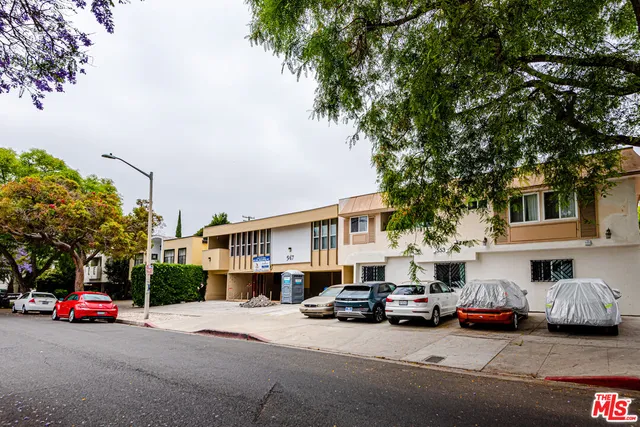 $2,495,000 | 553 North Flores Street, West Hollywood, CA 90048