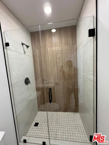 $2,495,000 | 553 North Flores Street, West Hollywood, CA 90048