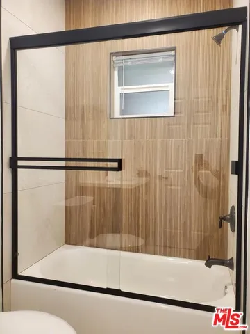 $2,495,000 | 553 North Flores Street, West Hollywood, CA 90048