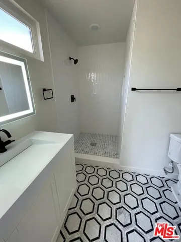 $2,495,000 | 553 North Flores Street, West Hollywood, CA 90048