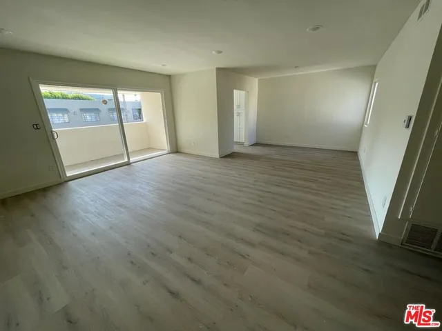 $2,495,000 | 553 North Flores Street, West Hollywood, CA 90048