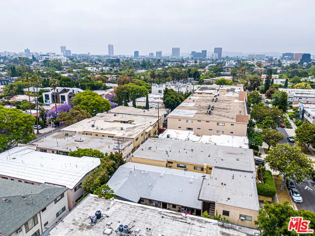 $2,495,000 | 553 North Flores Street, West Hollywood, CA 90048