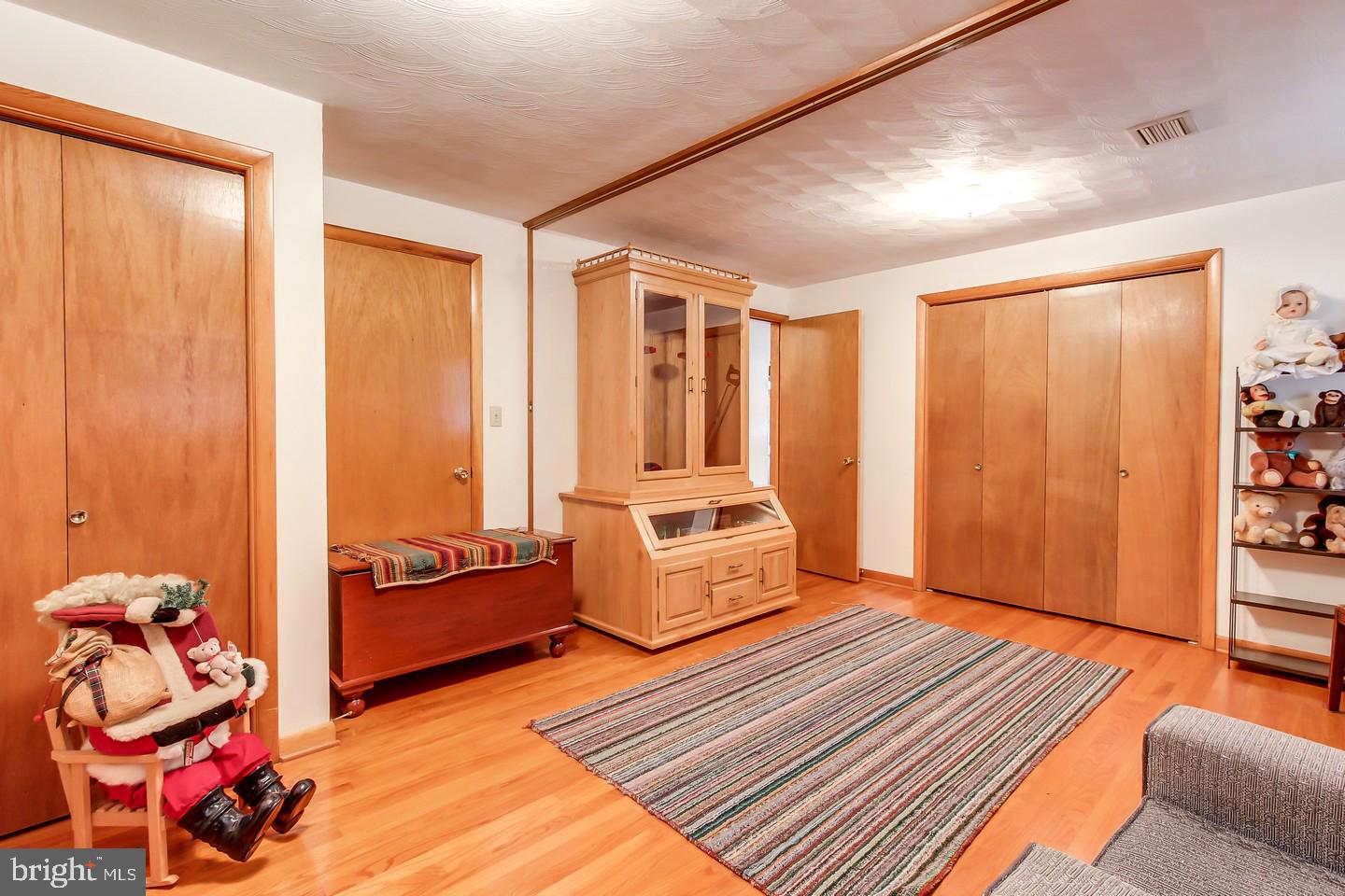 7069 Pigeon Hill Road Spring Grove, PA 17362 - Photo 14 of 25