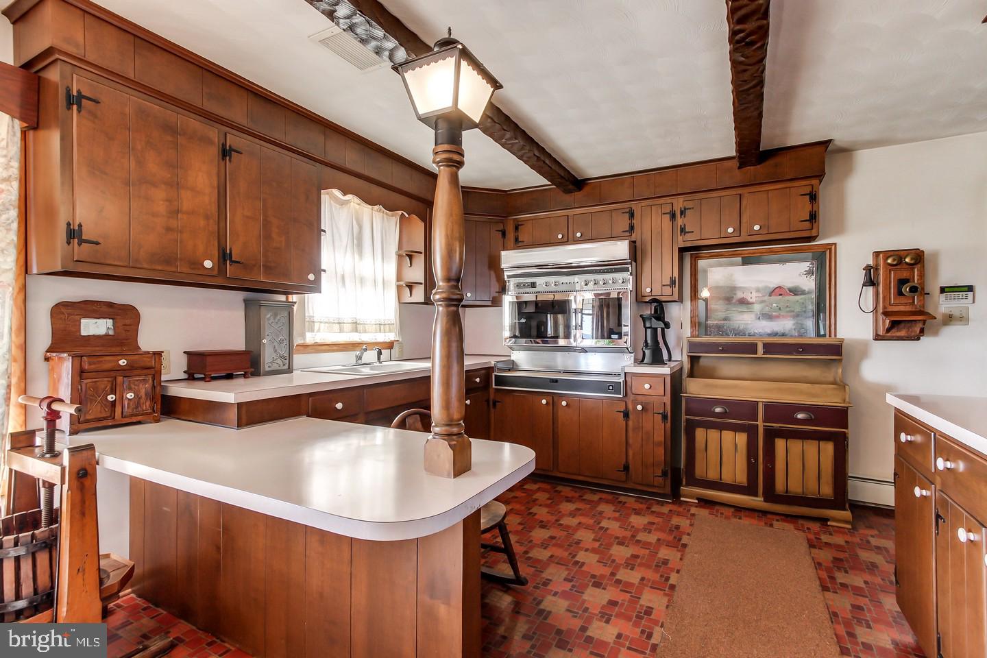 7069 Pigeon Hill Road Spring Grove, PA 17362 - Photo 7 of 25