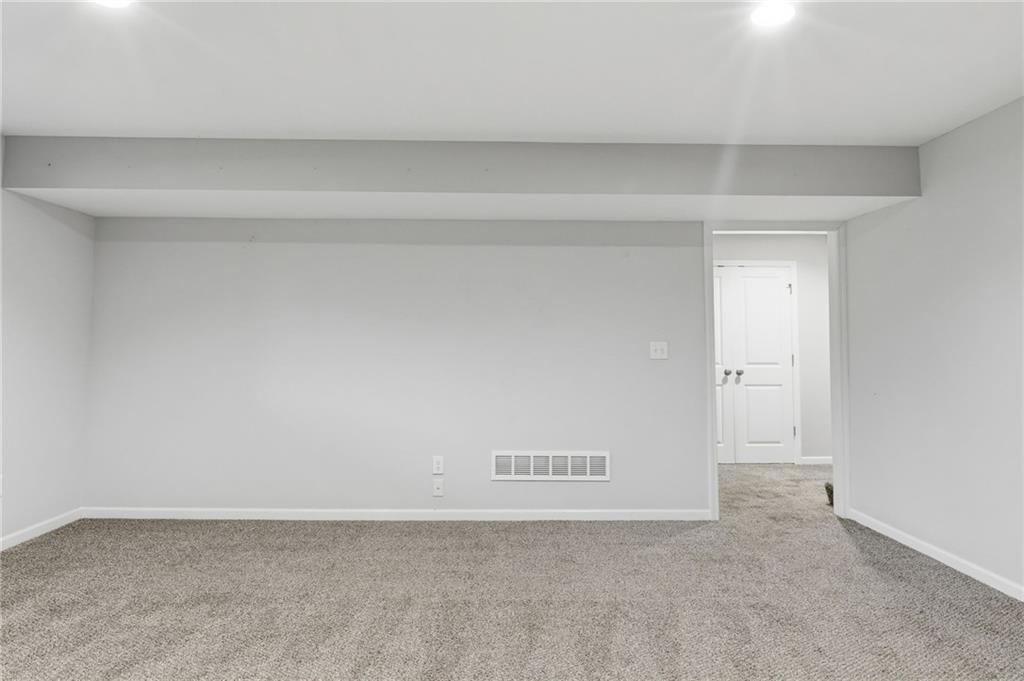 21803 Southcreek Road Peculiar, MO 64078 - Photo 45 of 54