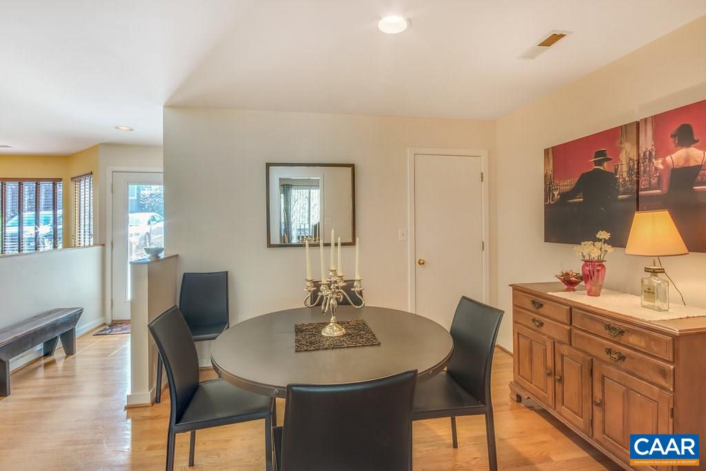 1254 Chatham Ridge Charlottesville, VA 22901 - Photo 6 of 31 Gallery Image 6