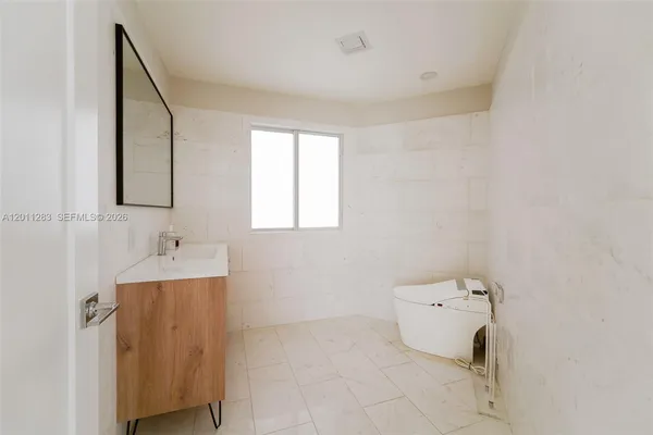 $11,500 | 1981 South Oak Haven Circle, Unit 1981, Miami, FL 33179