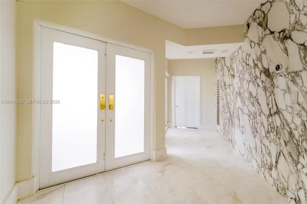 $11,500 | 1981 South Oak Haven Circle, Unit 1981, Miami, FL 33179