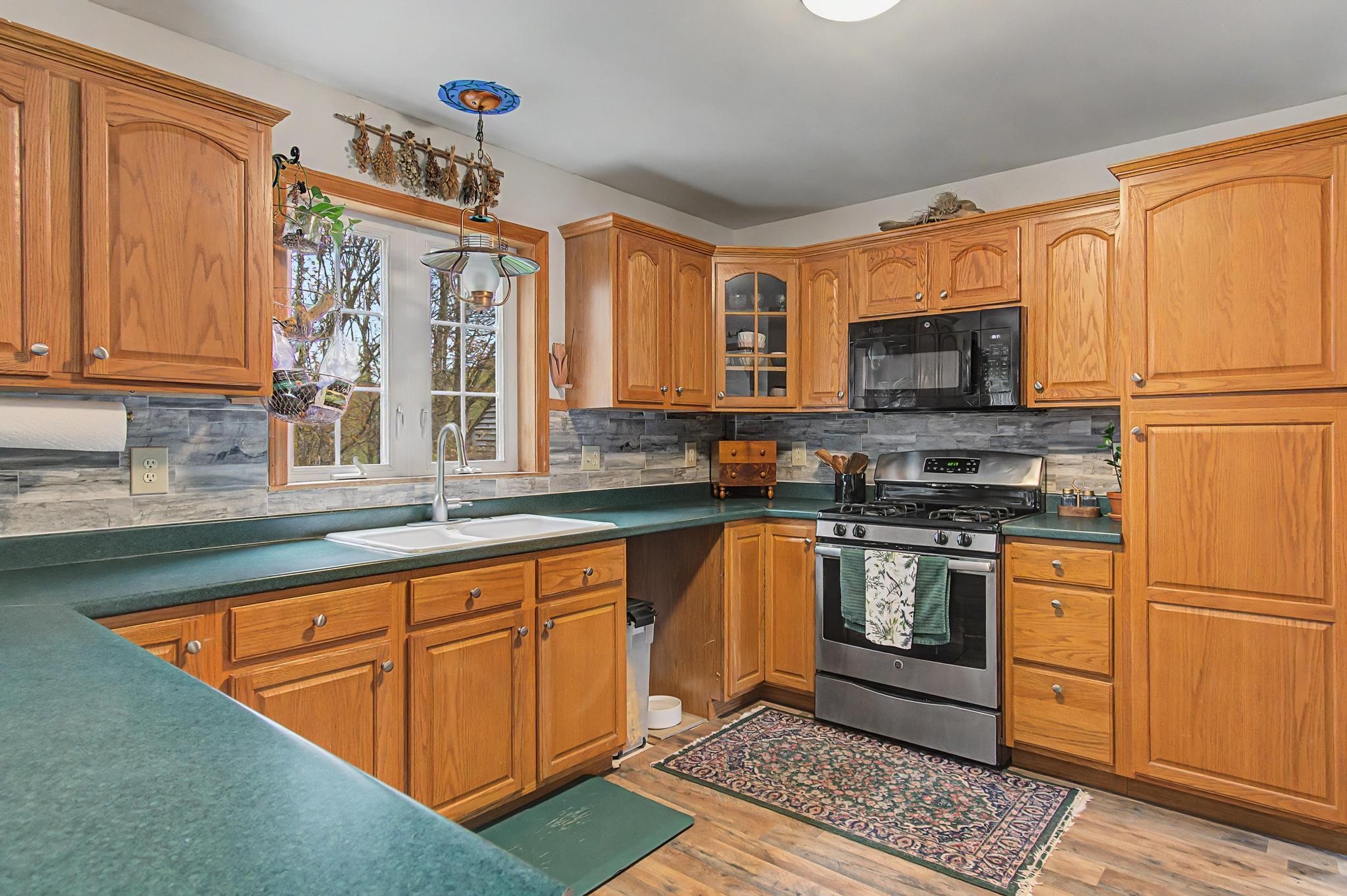 51 Meadowbrook Lane Fletcher, VT 05444 - Photo 10 of 28