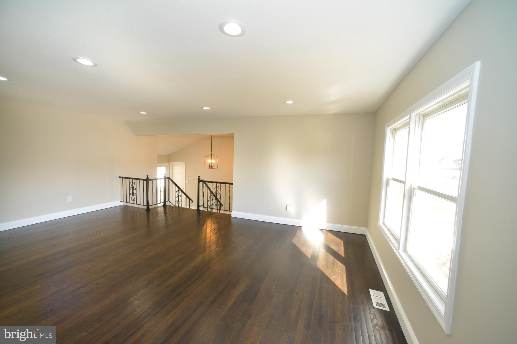55 Old Forge Road Clementon, NJ 08021 - Photo 6 of 23