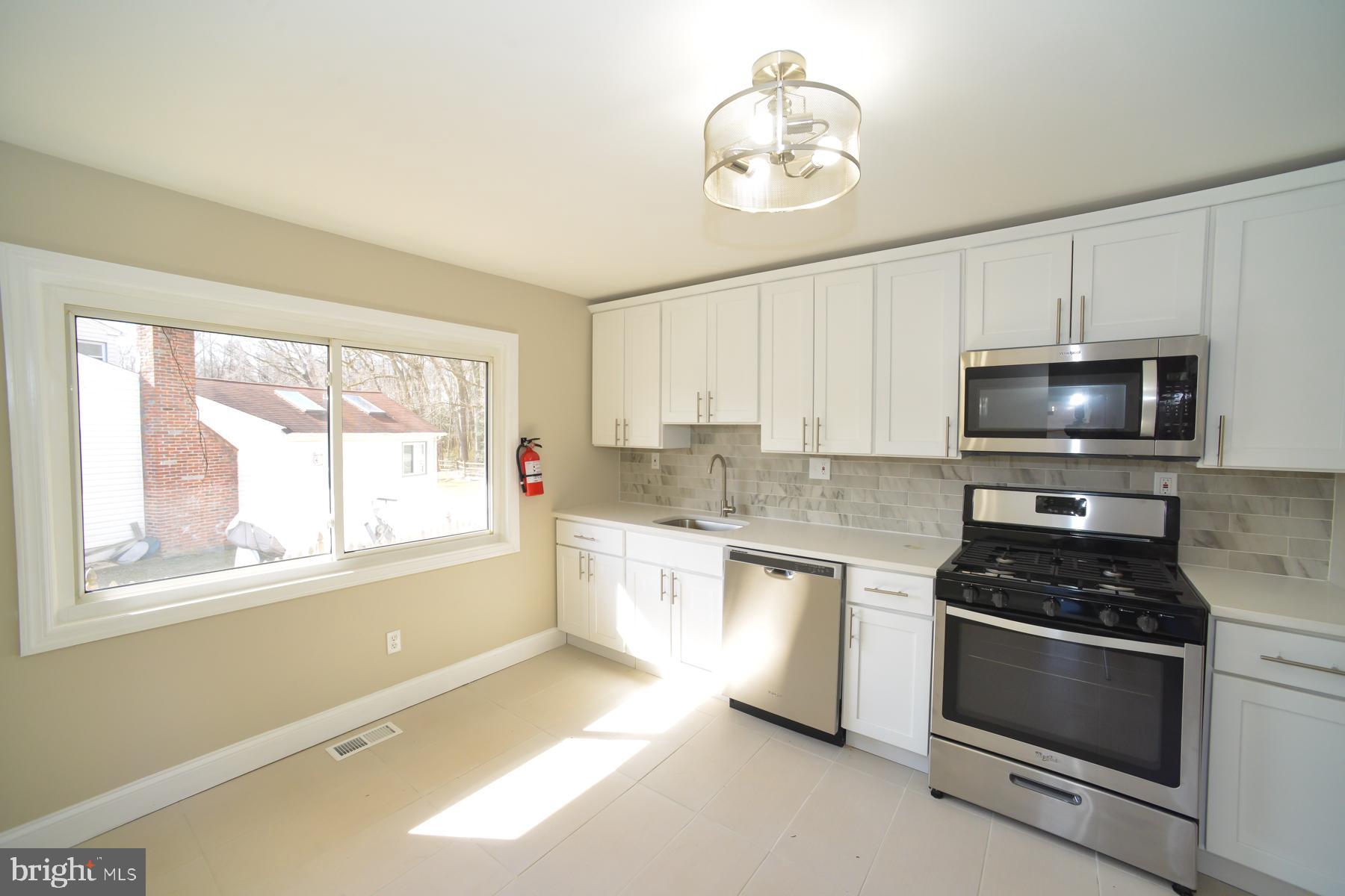 55 Old Forge Road Clementon, NJ 08021 - Photo 10 of 23