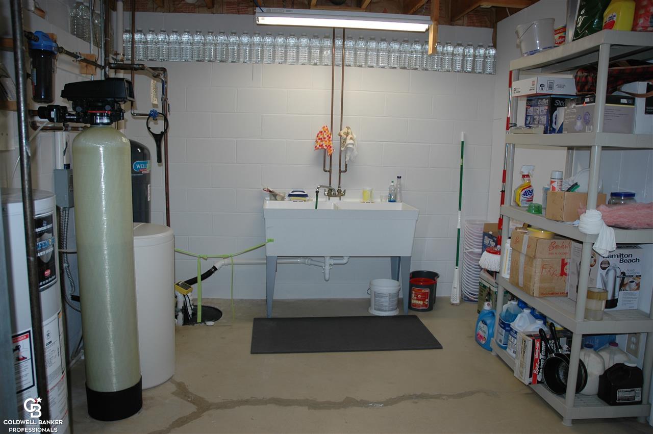 2077 Riley Center Road Memphis, MI 48041 - Photo 59 of 60 31352582-60.JPG