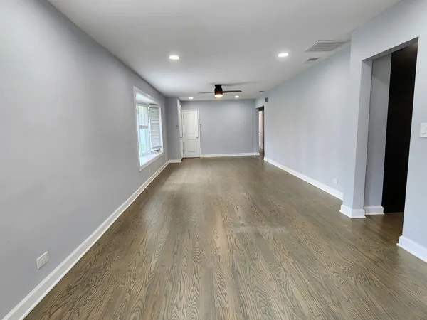 $699,900 | 88 Gromer Road, Elgin, IL 60120