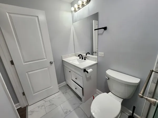 $699,900 | 88 Gromer Road, Elgin, IL 60120