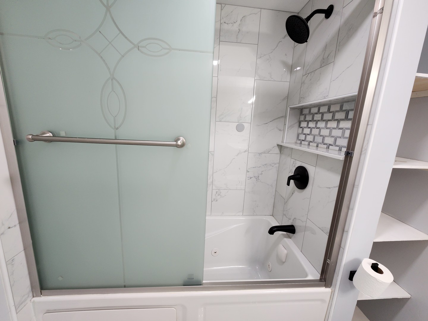 88 Gromer Road Elgin, IL 60120 - Photo 42 of 58