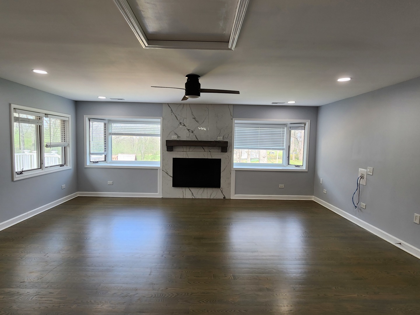 88 Gromer Road Elgin, IL 60120 - Photo 7 of 58