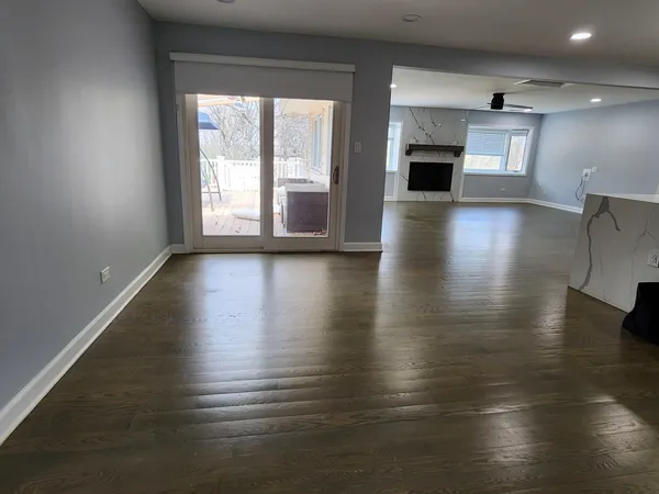$699,900 | 88 Gromer Road, Elgin, IL 60120