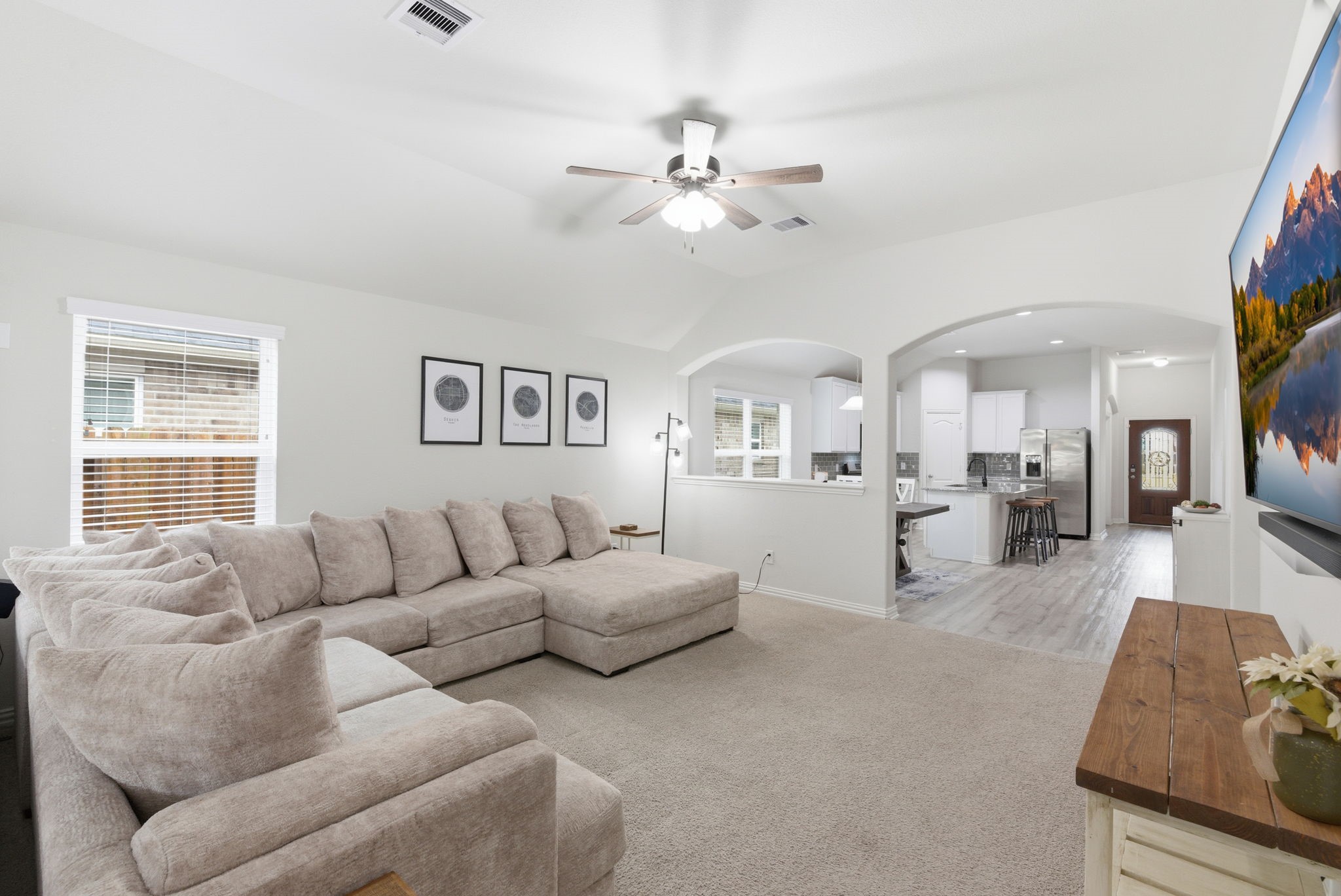 27146 Grey Fox Run Magnolia, TX 77354 - Photo 16 of 44 a living room with furniture and a large window