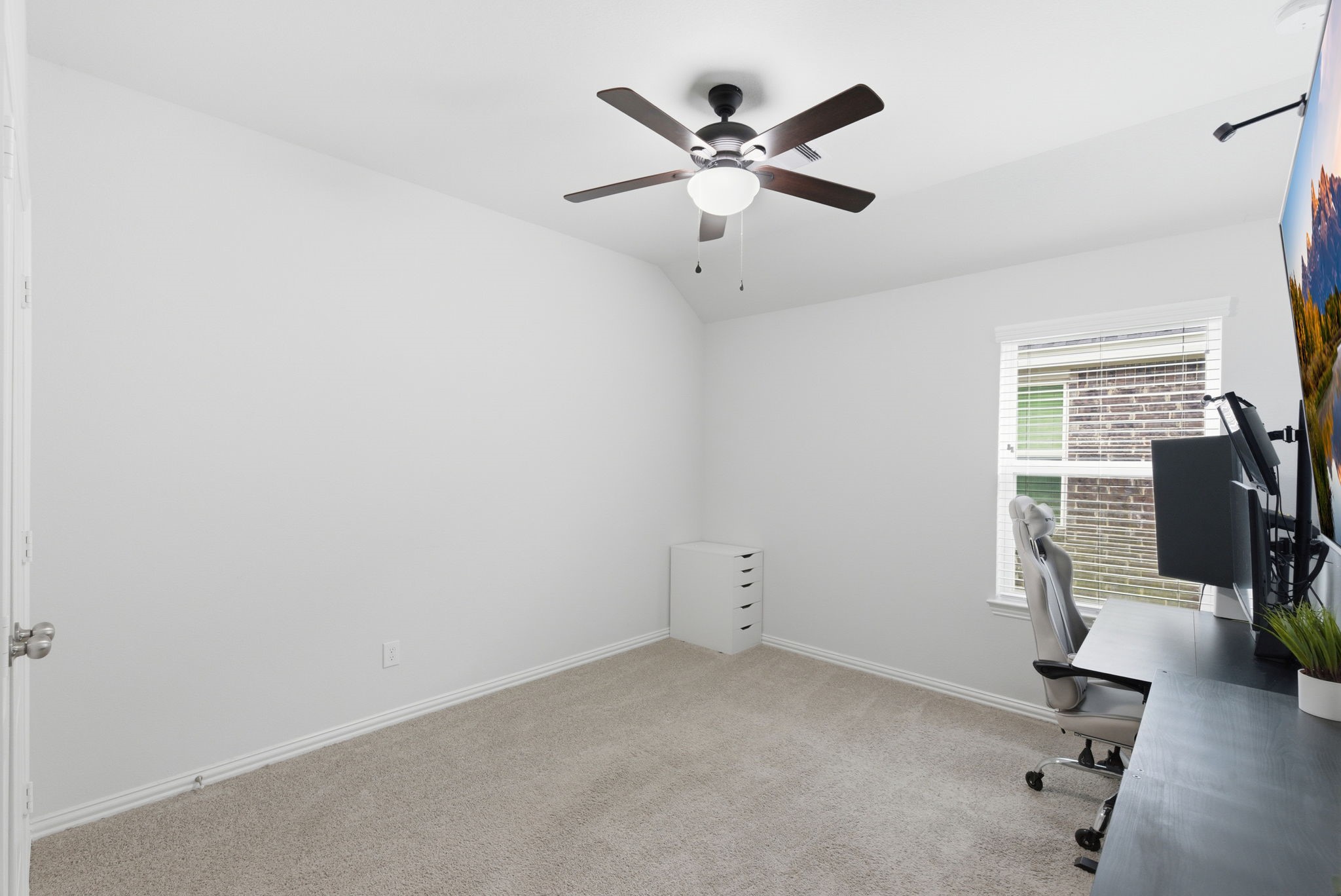 27146 Grey Fox Run Magnolia, TX 77354 - Photo 28 of 44 an empty room with a window