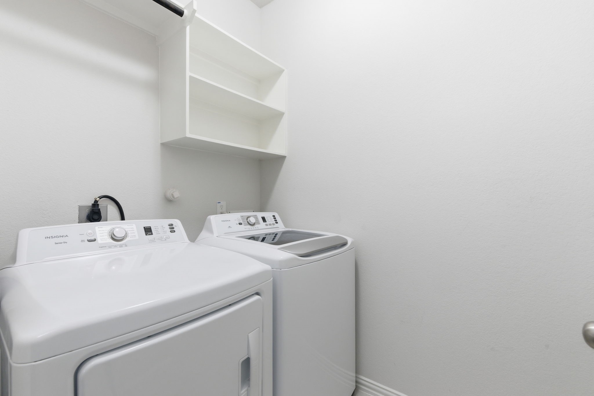 27146 Grey Fox Run Magnolia, TX 77354 - Photo 33 of 44 a utility room with dryer and washer