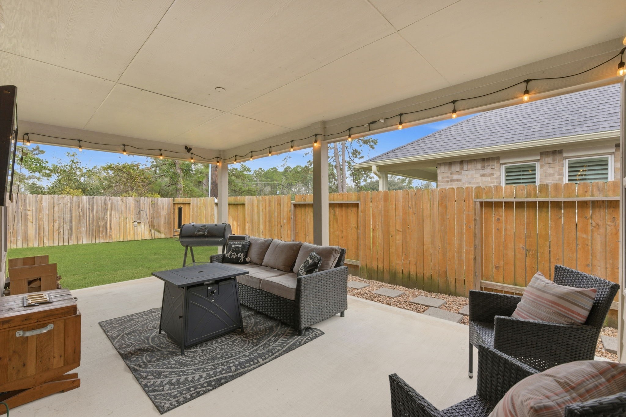 27146 Grey Fox Run Magnolia, TX 77354 - Photo 39 of 44 a outdoor living space with furniture and garden view