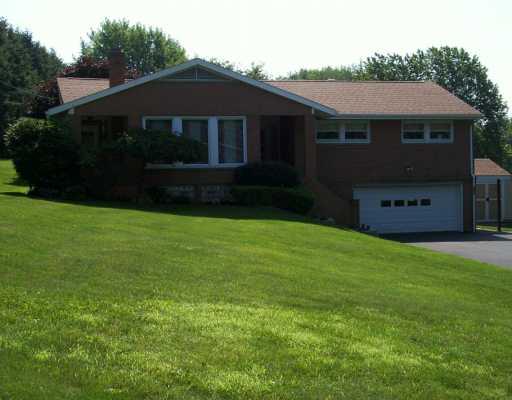 127 Meadowbrook Road Renfrew, PA 16053 - Photo 1 of 8 Exterior Front.