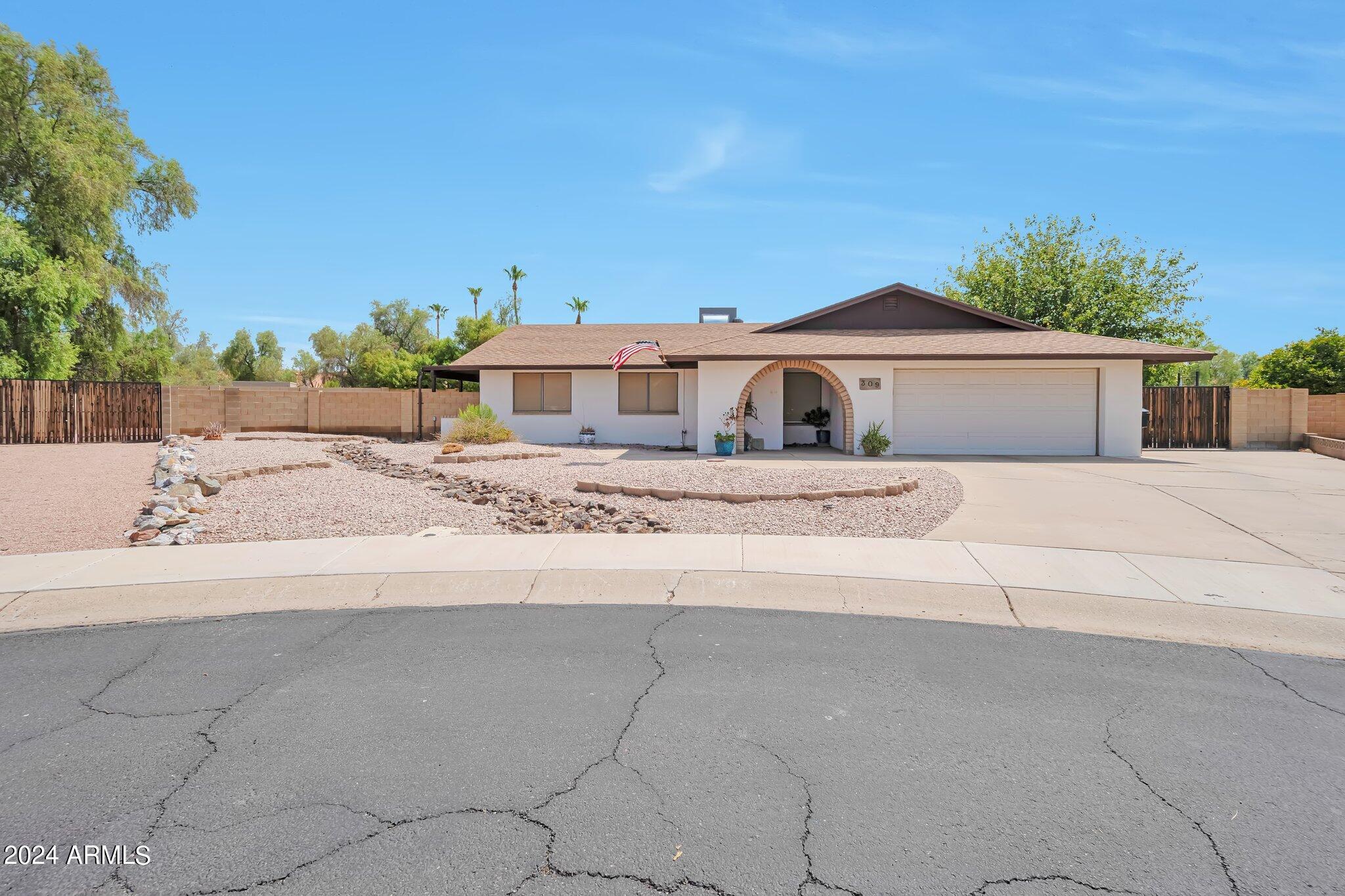 309 East Silver Creek Road Gilbert, AZ 85296 - Photo 1 of 32 25-web-or-mls-QP - 1299