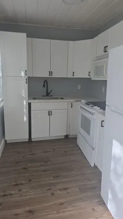 $1,800 | 220 Fleming Avenue, Unit 1, Greenacres, FL 33463