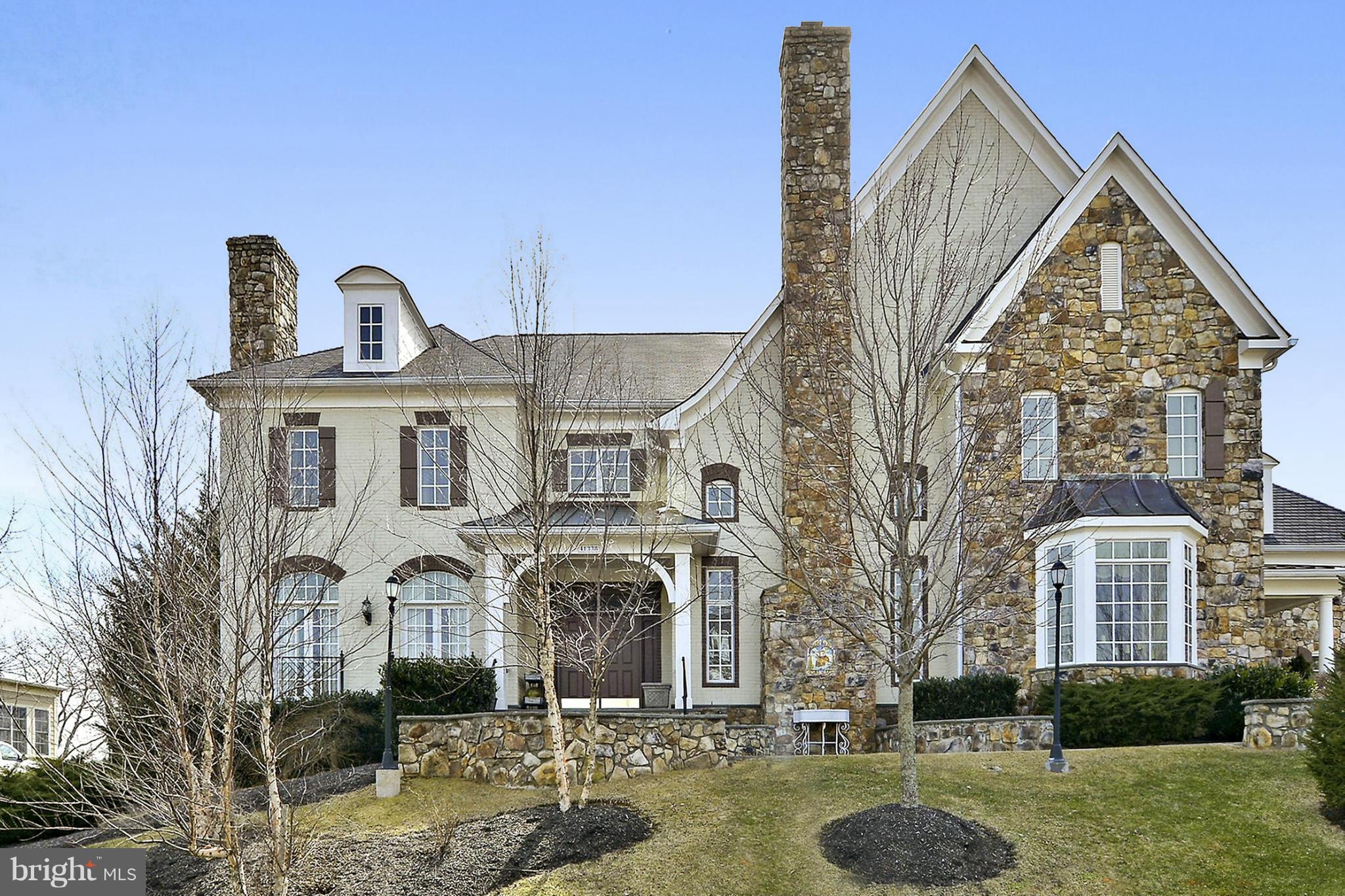 41338 Raspberry Drive Leesburg, VA 20176 - Photo 1 of 30 Exterior (Front)
