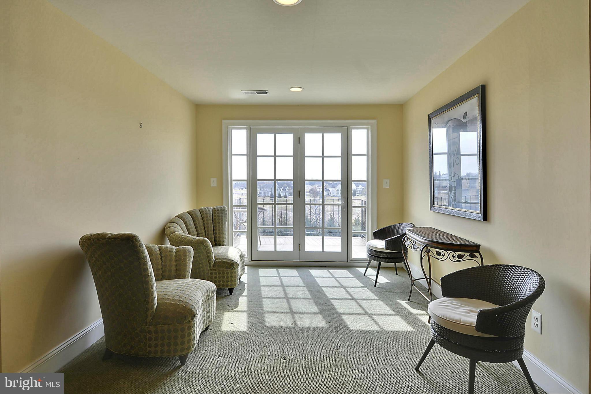 41338 Raspberry Drive Leesburg, VA 20176 - Photo 20 of 30 4th Level Loft to Balcony
