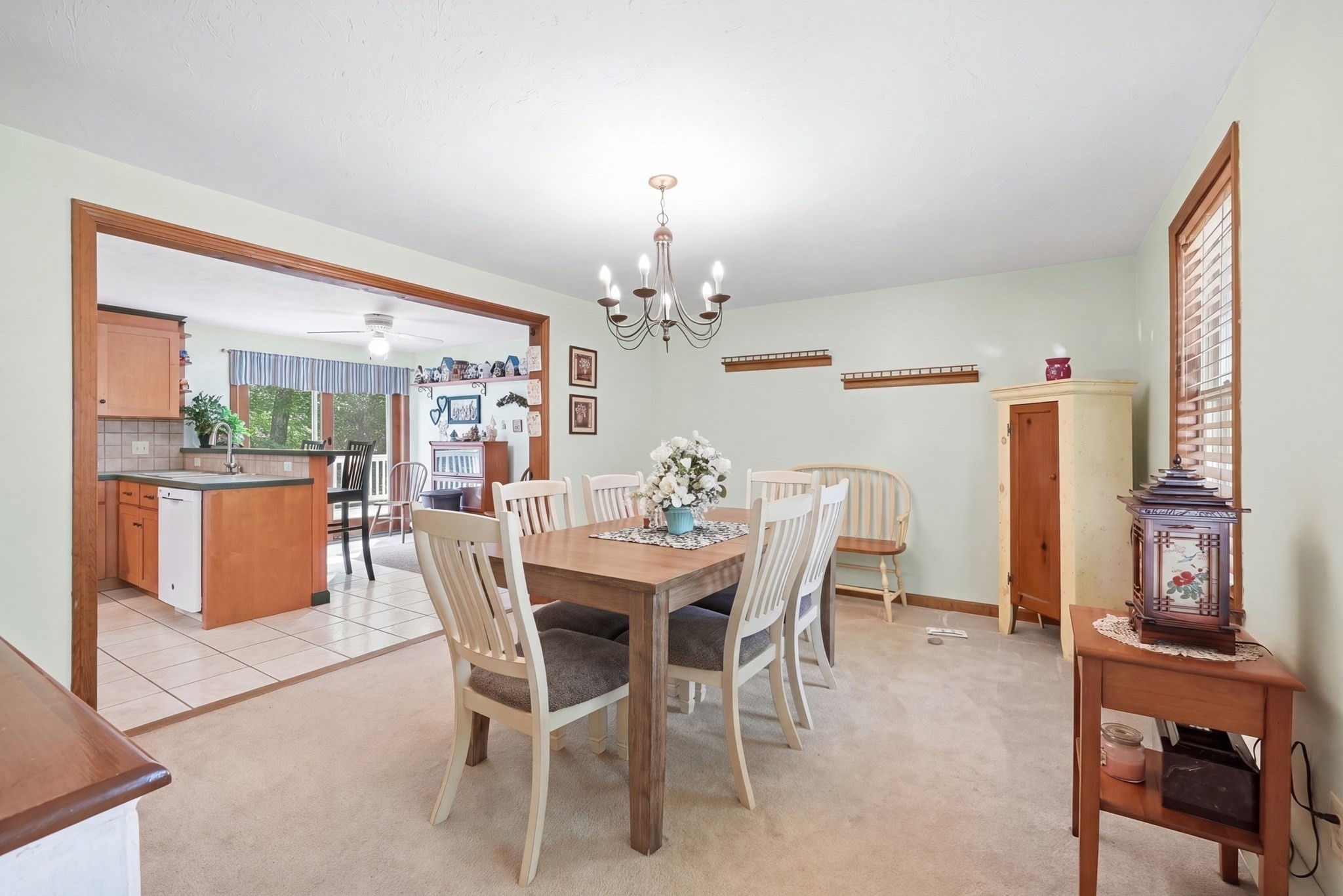8 Glenmere Road Charlton, MA 01507 - Photo 5 of 29 Gallery Image 5