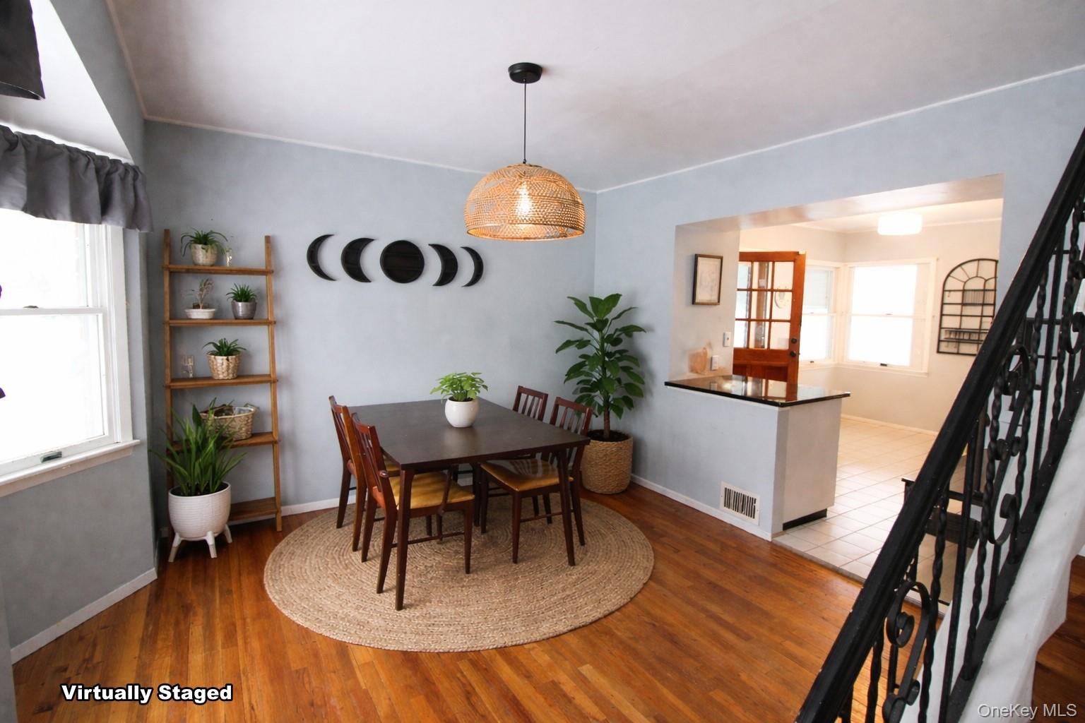 76 Vincent Road Hicksville, NY 11801 - Photo 14 of 38