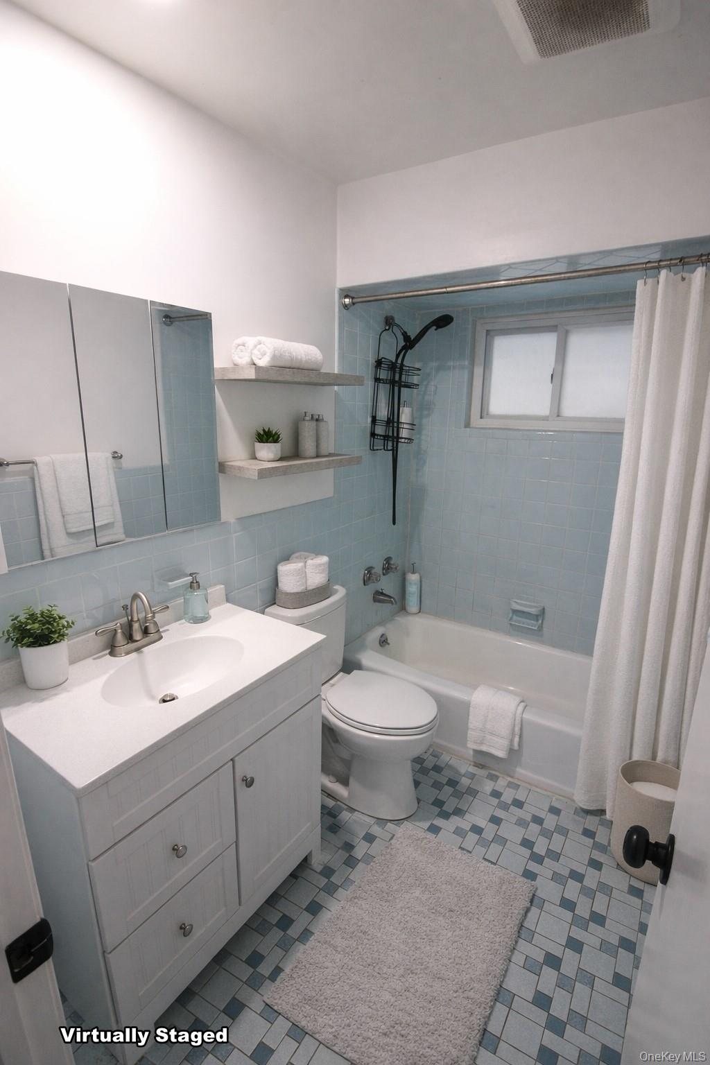 76 Vincent Road Hicksville, NY 11801 - Photo 21 of 38