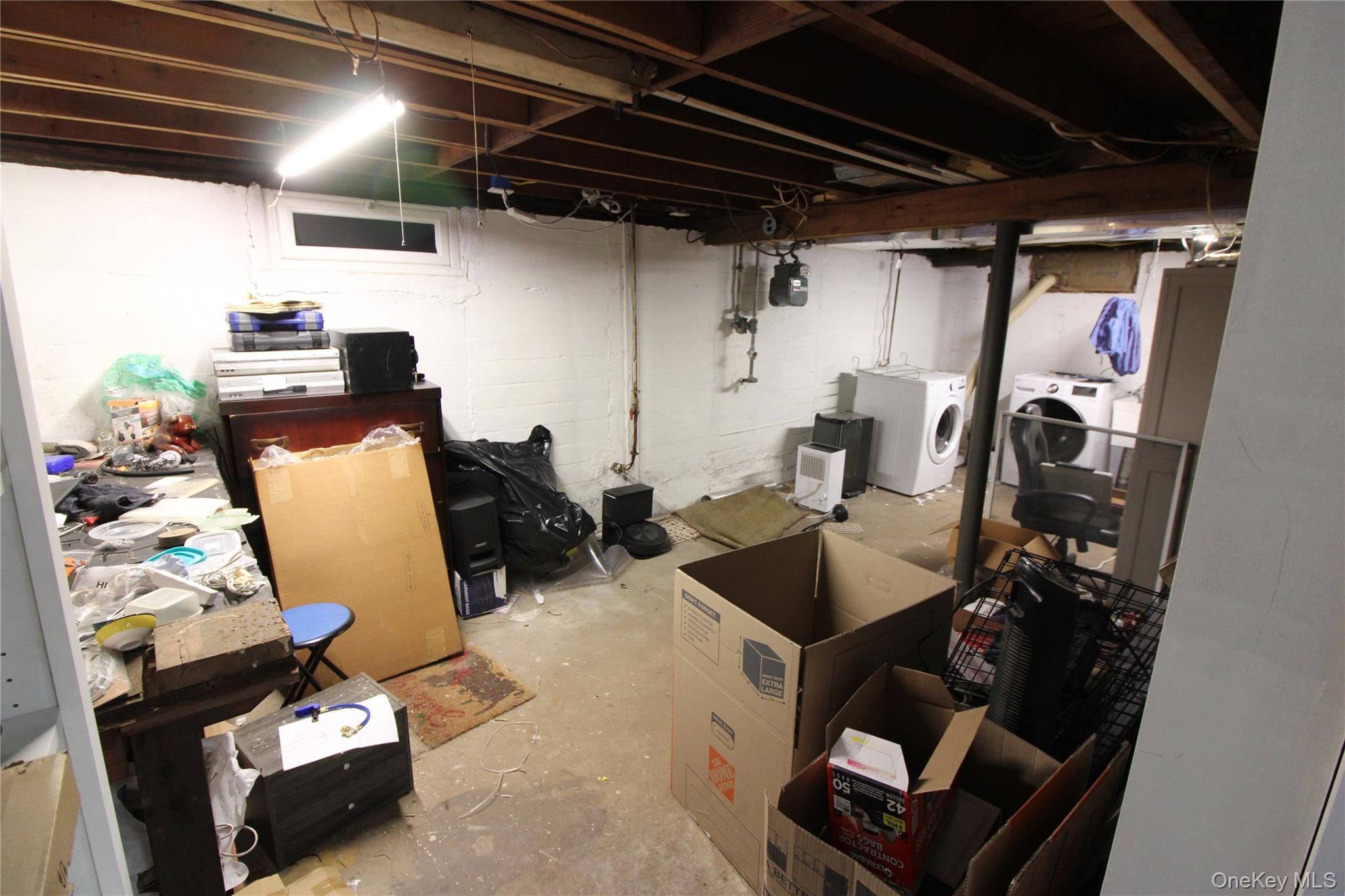 76 Vincent Road Hicksville, NY 11801 - Photo 35 of 38