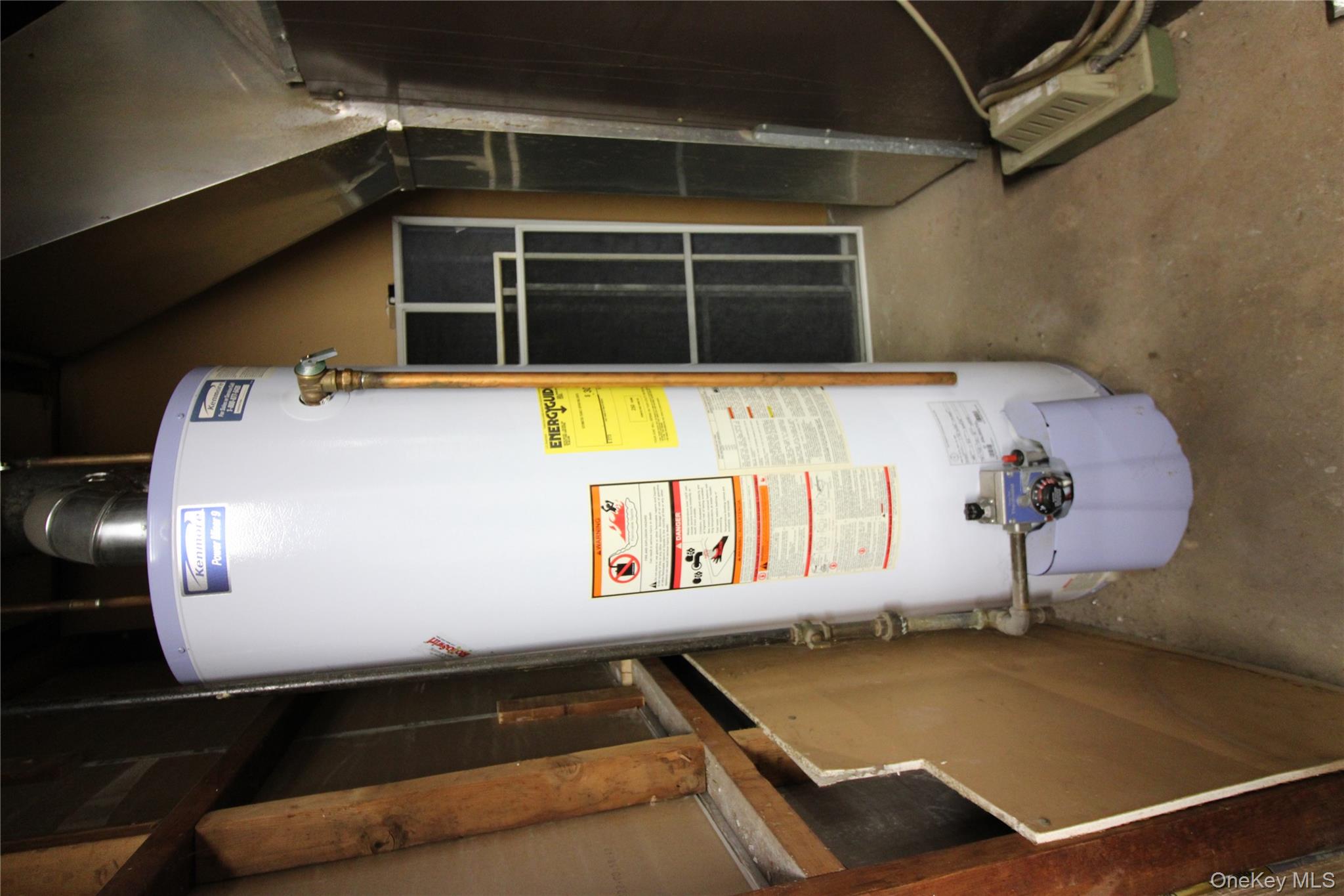 76 Vincent Road Hicksville, NY 11801 - Photo 37 of 38