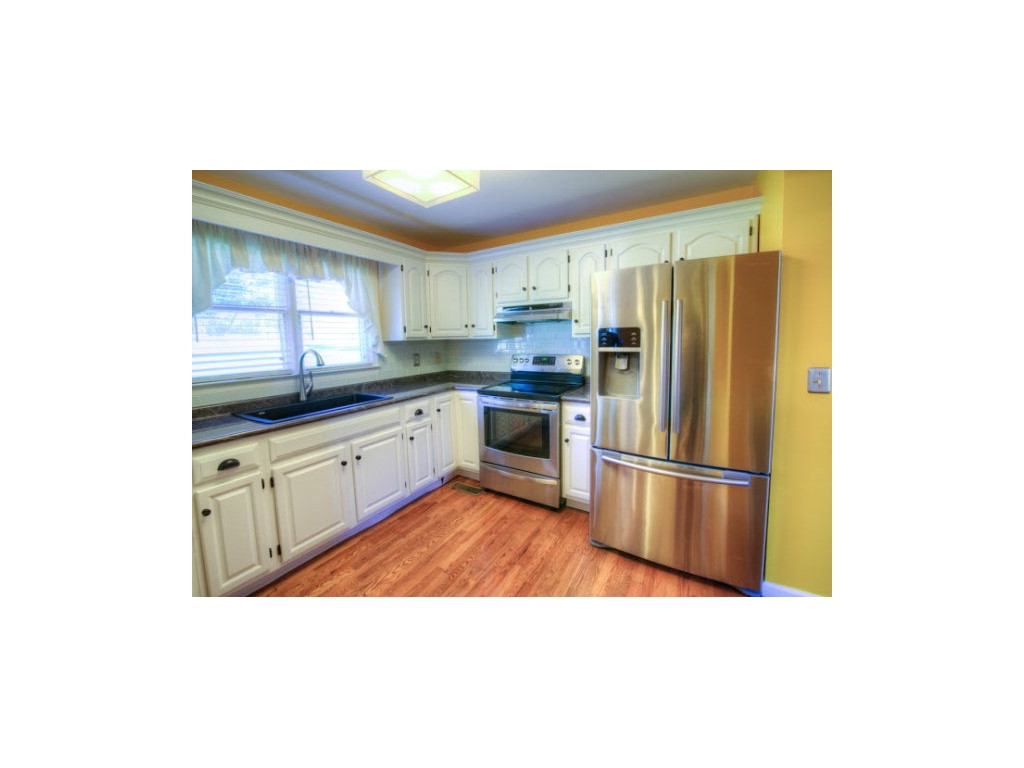 564 Wyndale Road Abingdon, VA 24210 - Photo 4 of 14 Photo 4