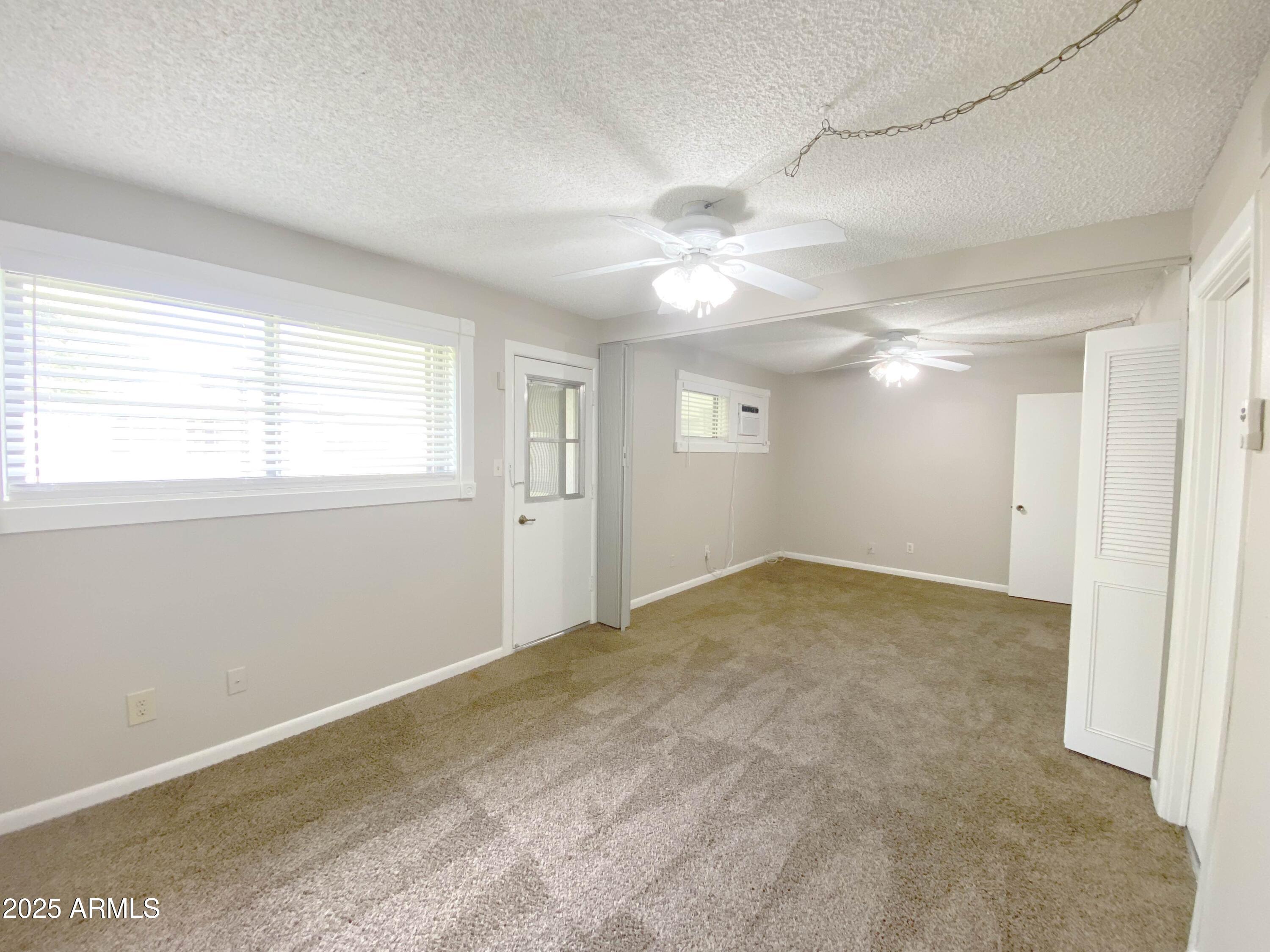 10417 North 95th Drive, Unit B Peoria, AZ 85345 - Photo 9 of 18