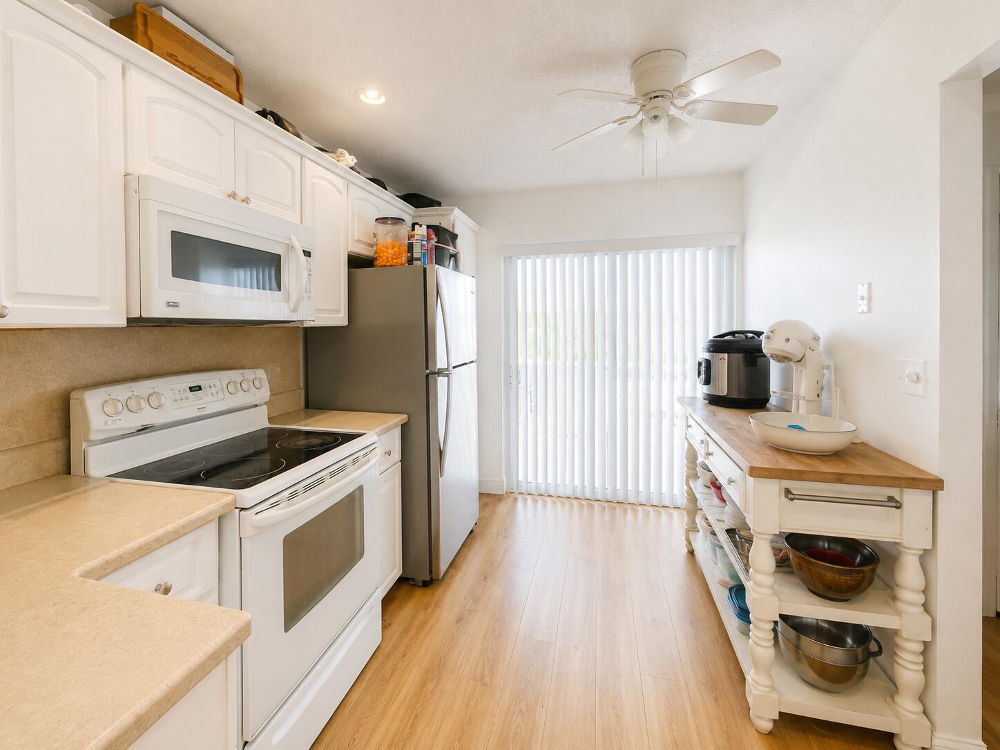 751 Banks Road Margate, FL 33063 - Photo 8 of 14 KITCHEEN